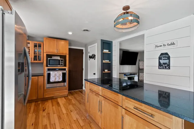 $319,900 | 1015 Aphrodite Road, Green Bay, WI 54311