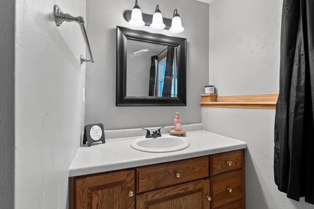 $319,900 | 1015 Aphrodite Road, Green Bay, WI 54311