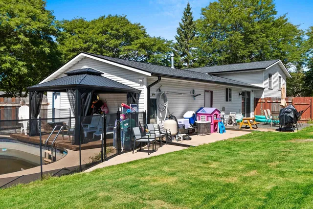 $319,900 | 1015 Aphrodite Road, Green Bay, WI 54311