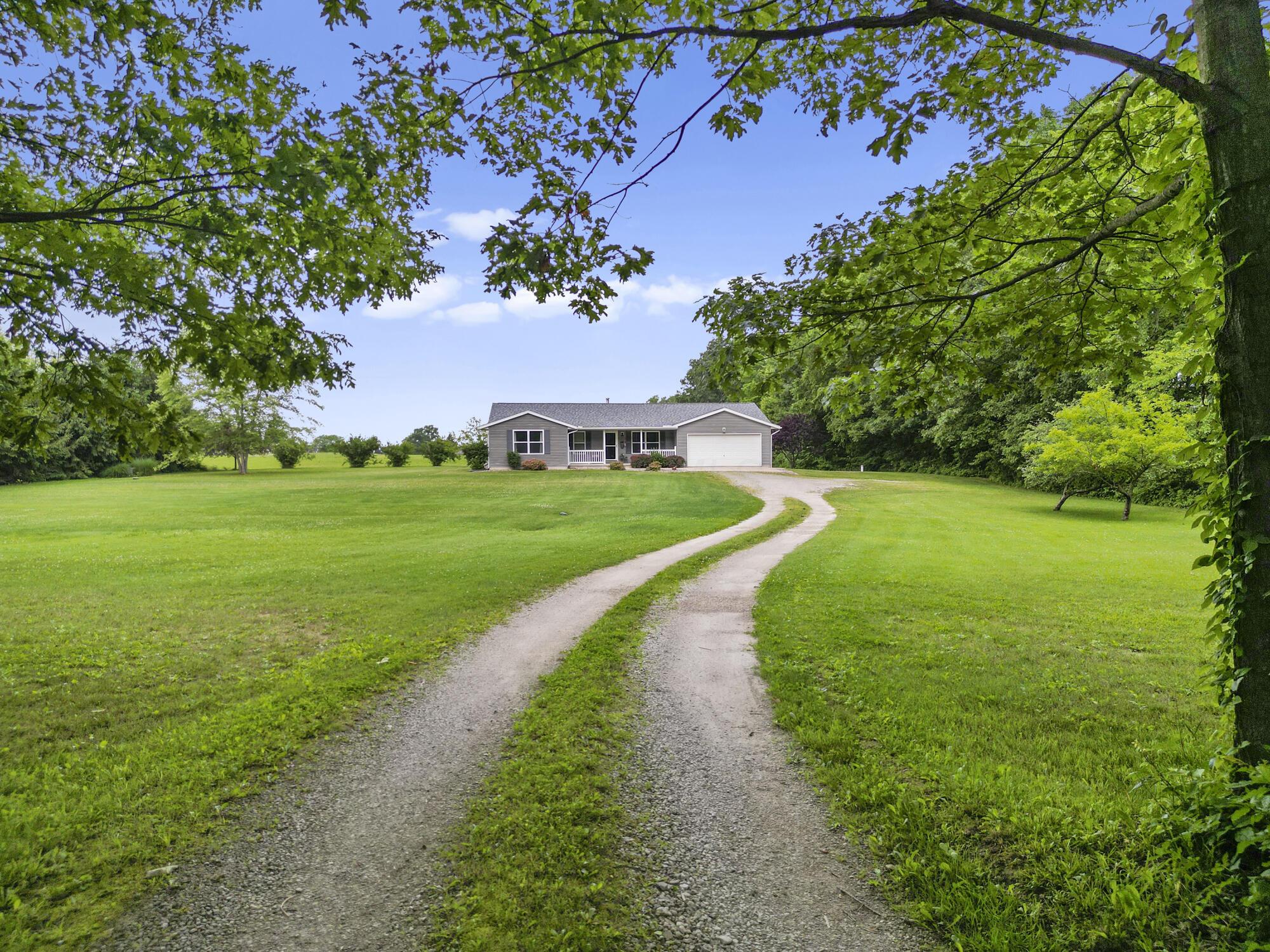 1290 Knorr Road Galion, OH 44833 - Photo 6 of 25 IMG_4841