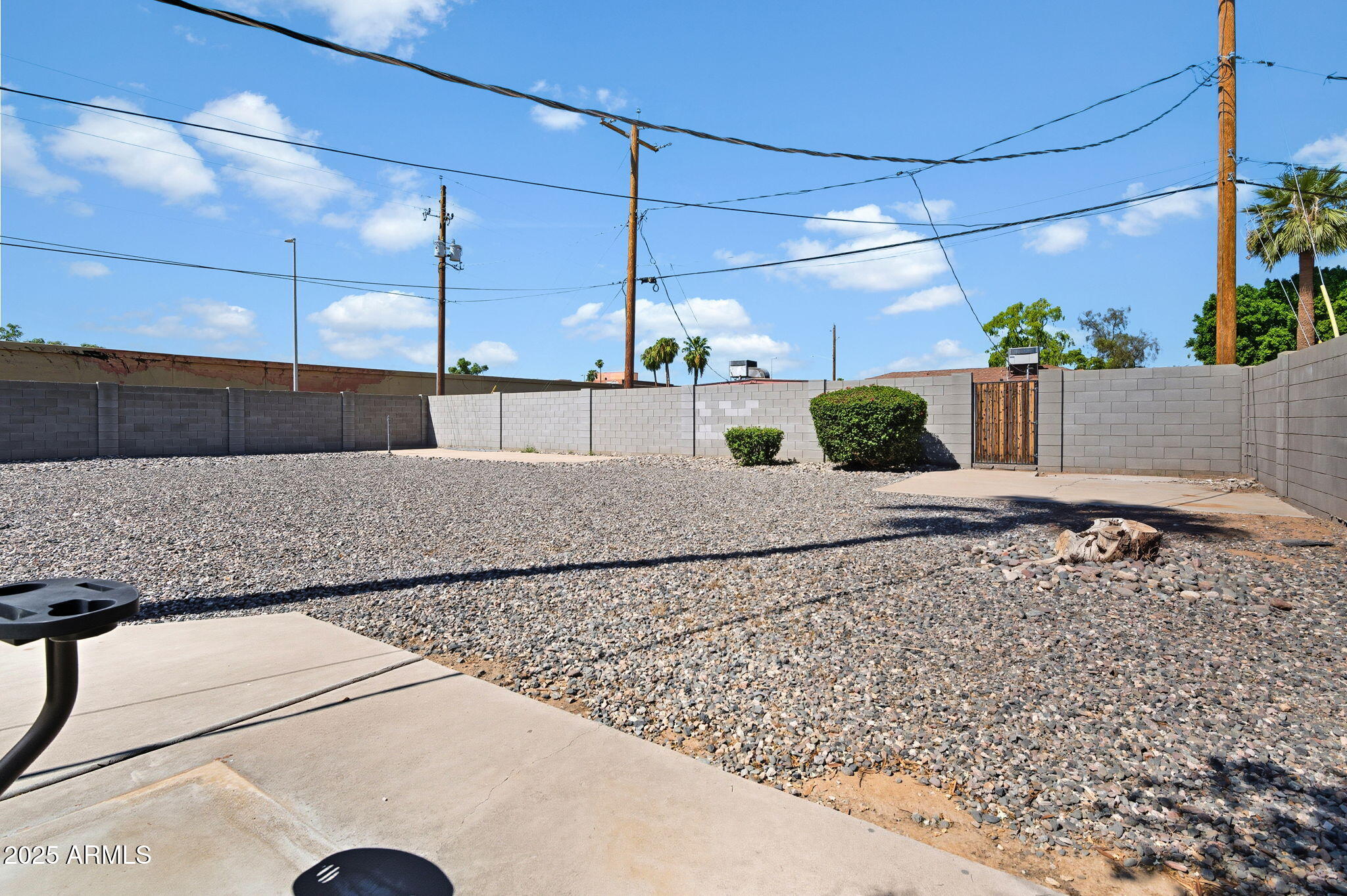 1802 East Meadowbrook Avenue Phoenix, AZ 85016 - Photo 21 of 28 a view of a street from a balcony