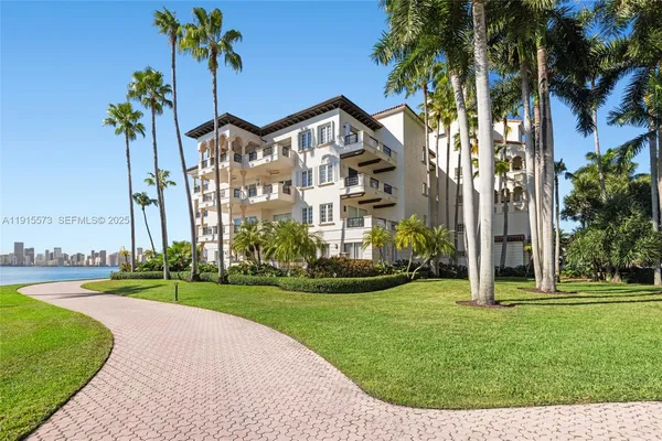 $28,000 | 4924 Fisher Island Drive, Unit 4924, Miami Beach, FL 33109