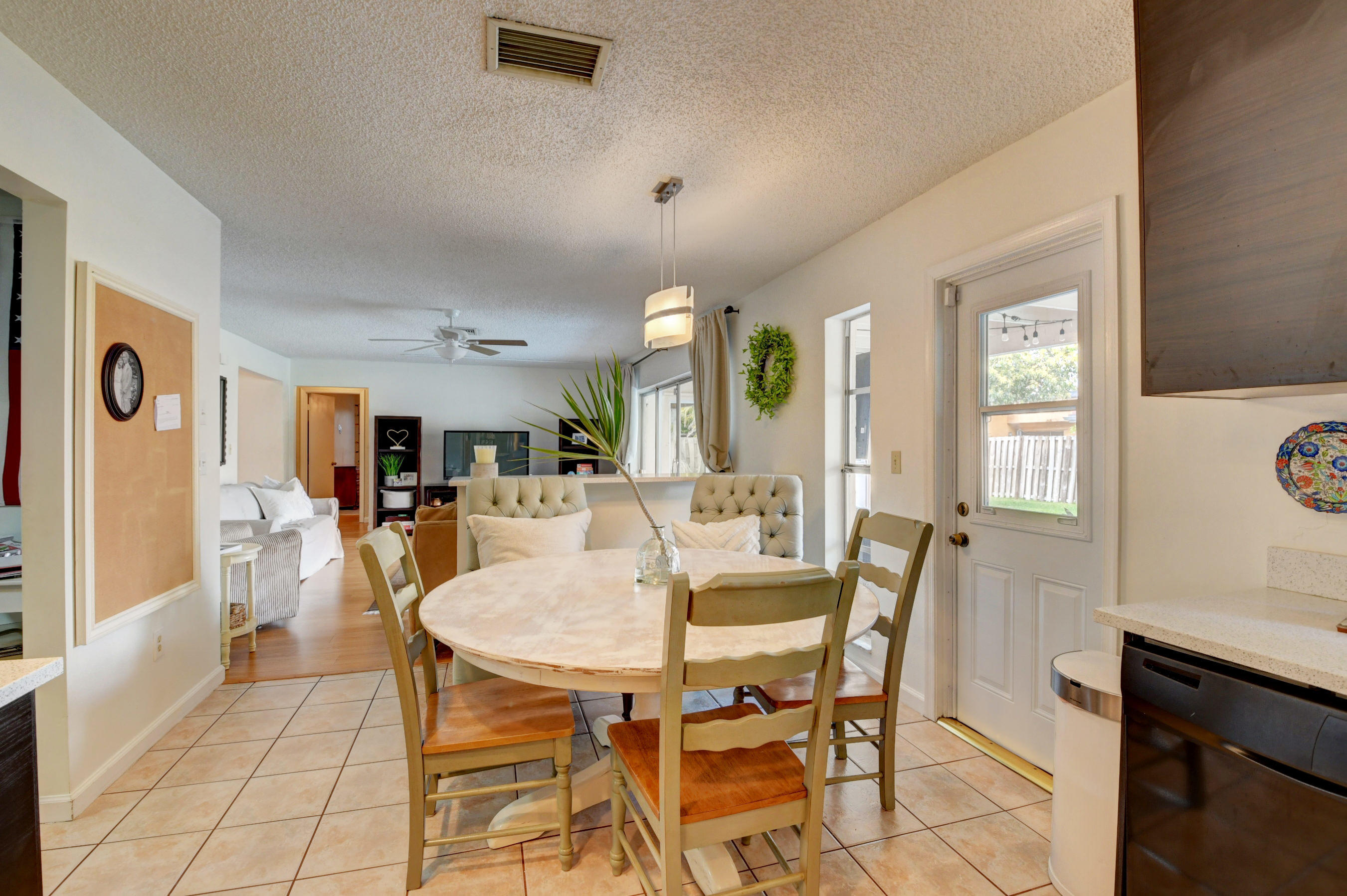 4849 Rabbit Hollow Drive Boca Raton, FL 33487 - Photo 10 of 35 36_dsc_0532_3_4_5_6