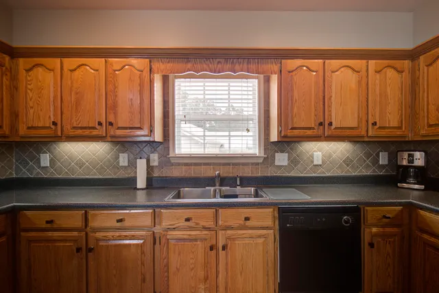 $945,000 | 334 Windmill Lane, Georgetown, TN 37336