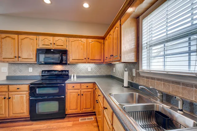 $945,000 | 334 Windmill Lane, Georgetown, TN 37336