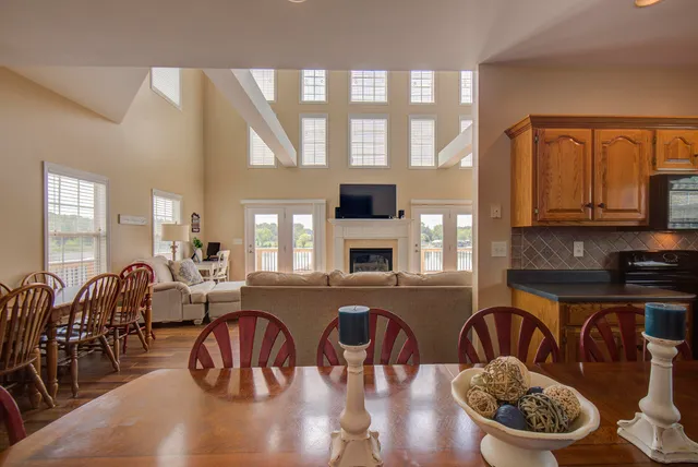 $945,000 | 334 Windmill Lane, Georgetown, TN 37336