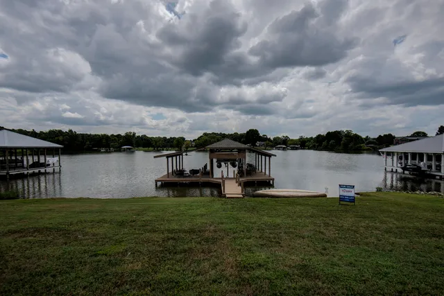 $945,000 | 334 Windmill Lane, Georgetown, TN 37336