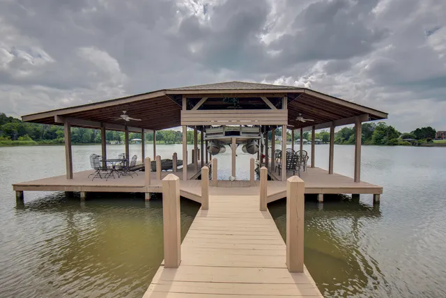 $945,000 | 334 Windmill Lane, Georgetown, TN 37336