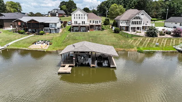 $945,000 | 334 Windmill Lane, Georgetown, TN 37336