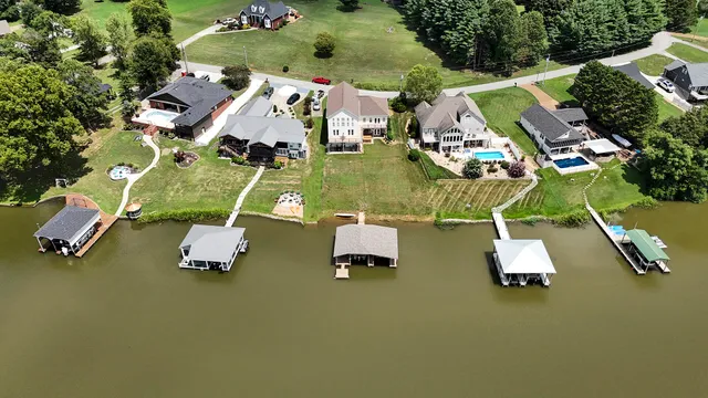 $945,000 | 334 Windmill Lane, Georgetown, TN 37336