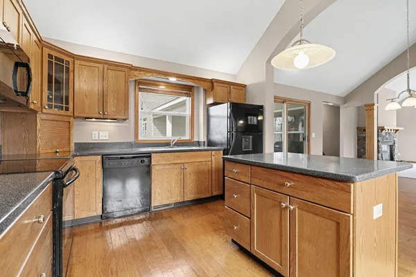 $475,000 | 1921 Pineridge Drive, Hastings, MI 49058