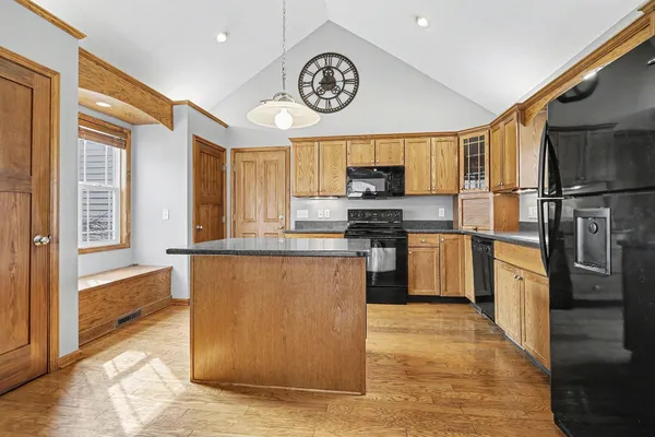 $475,000 | 1921 Pineridge Drive, Hastings, MI 49058