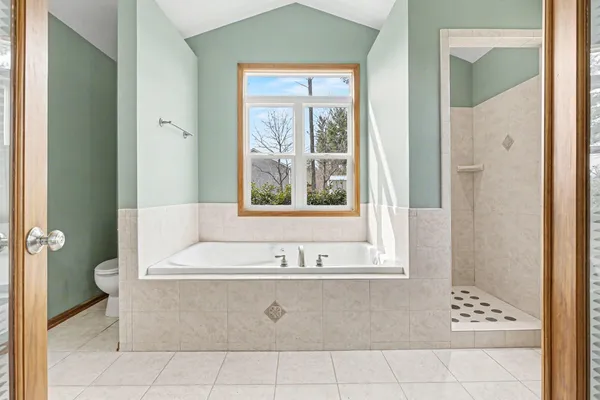 $475,000 | 1921 Pineridge Drive, Hastings, MI 49058