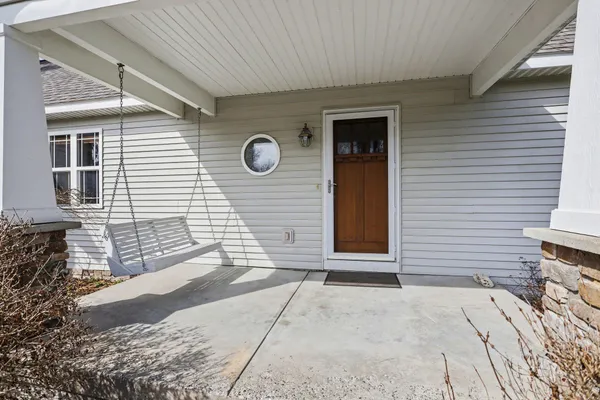 $499,900 | 1921 Pineridge Drive, Hastings, MI 49058