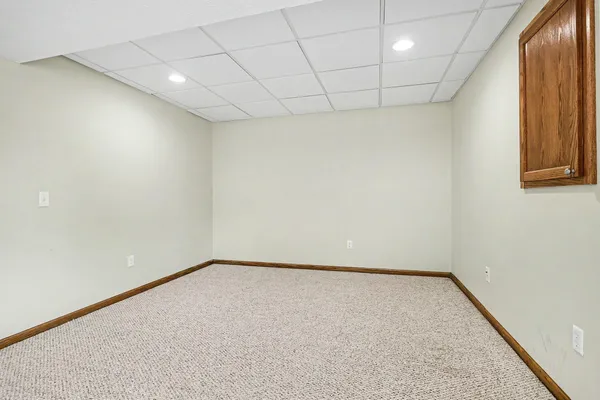 $475,000 | 1921 Pineridge Drive, Hastings, MI 49058