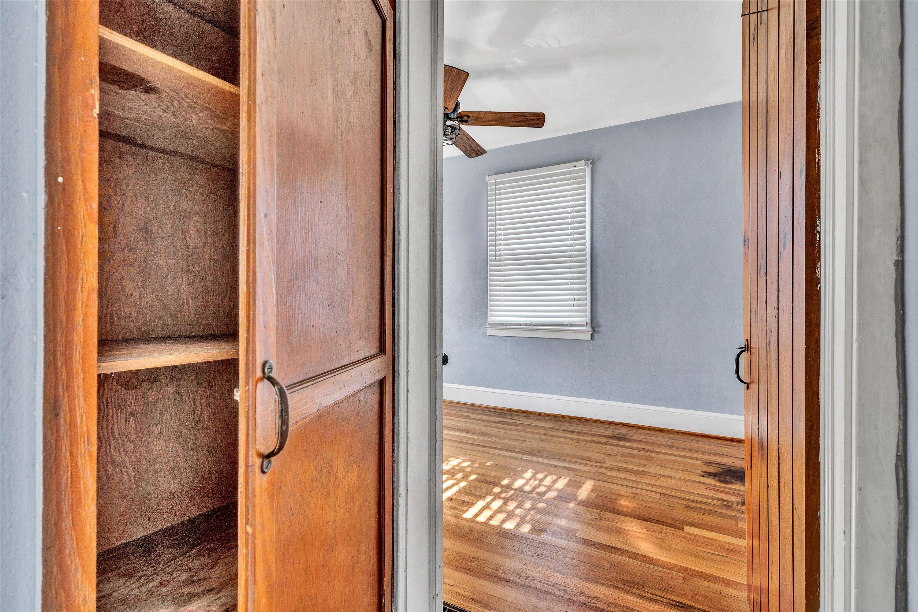 215 Highland Road Vinton, VA 24179 - Photo 7 of 18 07-DSC07175