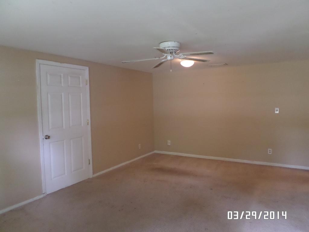 633 Kearney Road Fort Pierce, FL 34982 - Photo 2 of 12 SAM_0226