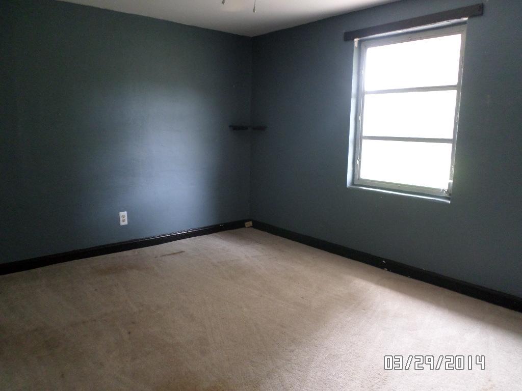 633 Kearney Road Fort Pierce, FL 34982 - Photo 5 of 12 SAM_0230