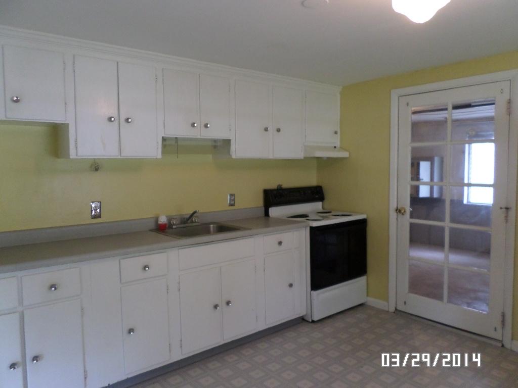 633 Kearney Road Fort Pierce, FL 34982 - Photo 8 of 12 SAM_0235