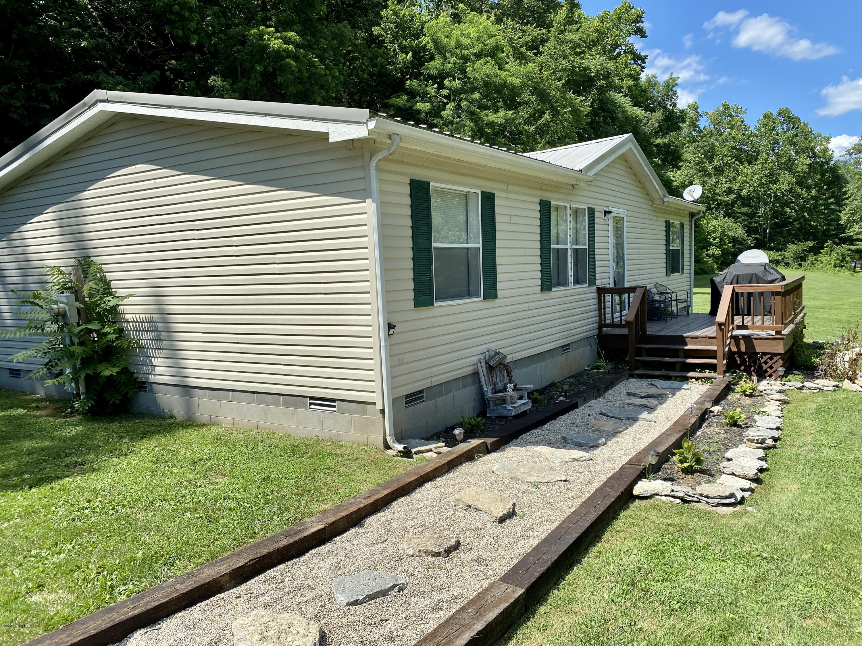 1672 East Prong Locust Road Milton, KY 40045 - Photo 6 of 27 C2981718-FBFC-4B17-8229-51F005476BFC