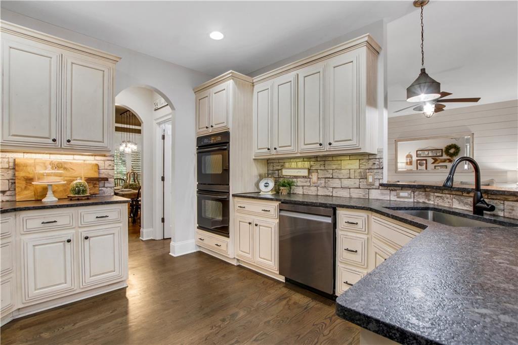 645 Mile Branch Road Canton, GA 30114 - Photo 18 of 61