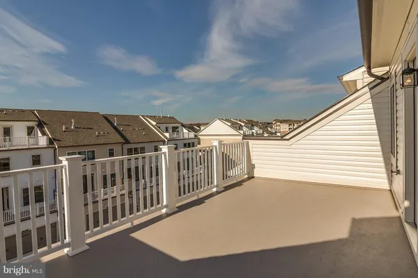 $3,800 | 22589 Amendola Terrace, Ashburn, VA 20148