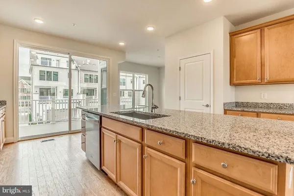 $3,800 | 22589 Amendola Terrace, Ashburn, VA 20148