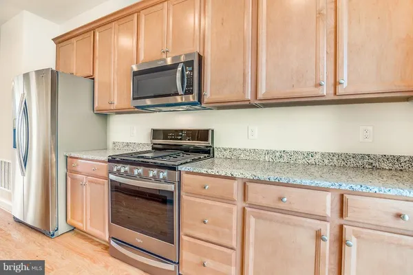 $3,800 | 22589 Amendola Terrace, Ashburn, VA 20148