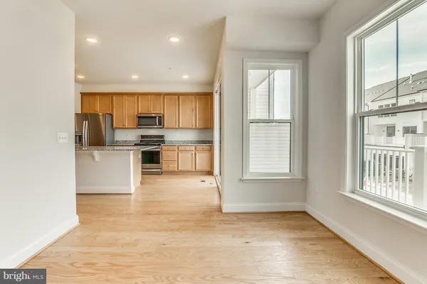 $3,800 | 22589 Amendola Terrace, Ashburn, VA 20148