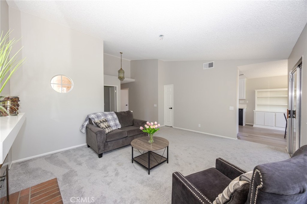 11013 Shaw Street Rancho Cucamonga, CA 91701 - Photo 10 of 32