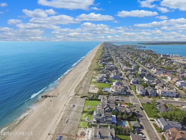 $2,150 | 512 Main Avenue, Unit 2, Bay Head, NJ 08742