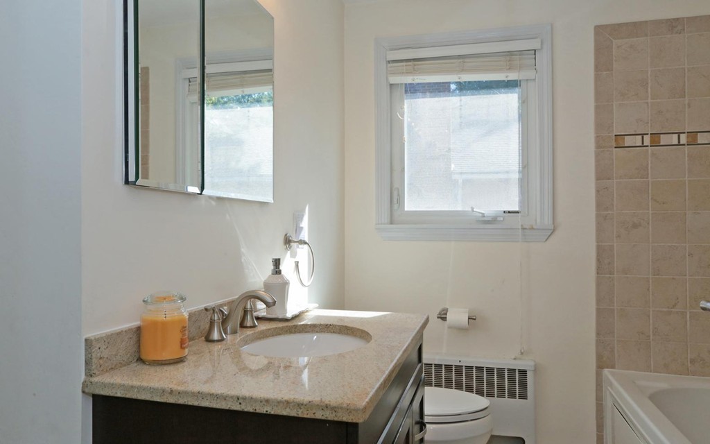 25 Sevland Road Newton, MA 02459 - Photo 12 of 24