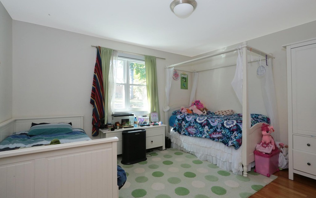 25 Sevland Road Newton, MA 02459 - Photo 13 of 24