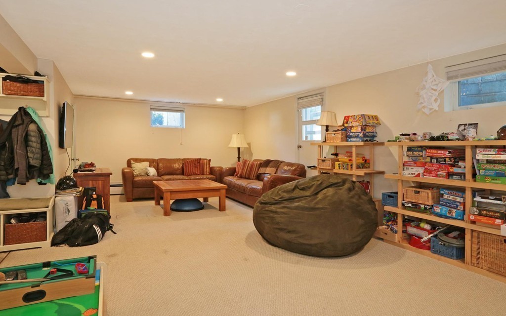 25 Sevland Road Newton, MA 02459 - Photo 16 of 24