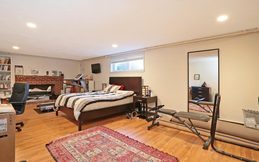 25 Sevland Road Newton, MA 02459 - Photo 17 of 24