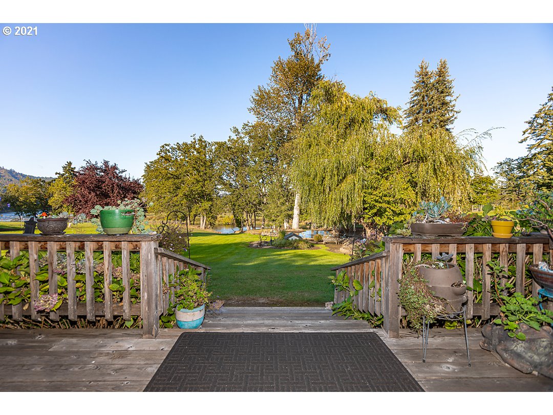 4027 Melqua Road Roseburg, OR 97471 - Photo 18 of 31 Gallery Image 18