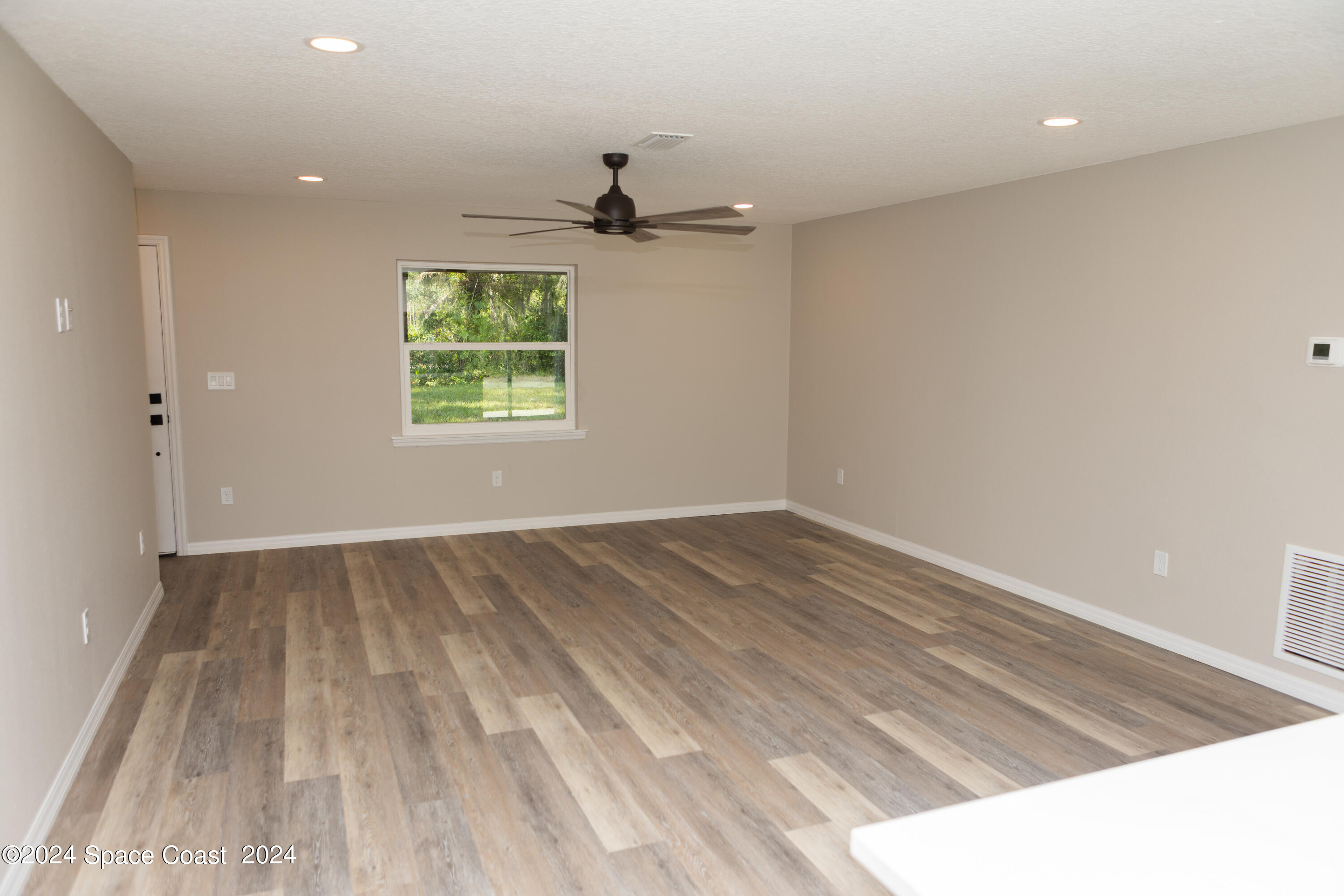 4706 Gandy Road Mims, FL 32754 - Photo 13 of 22 I03A3491