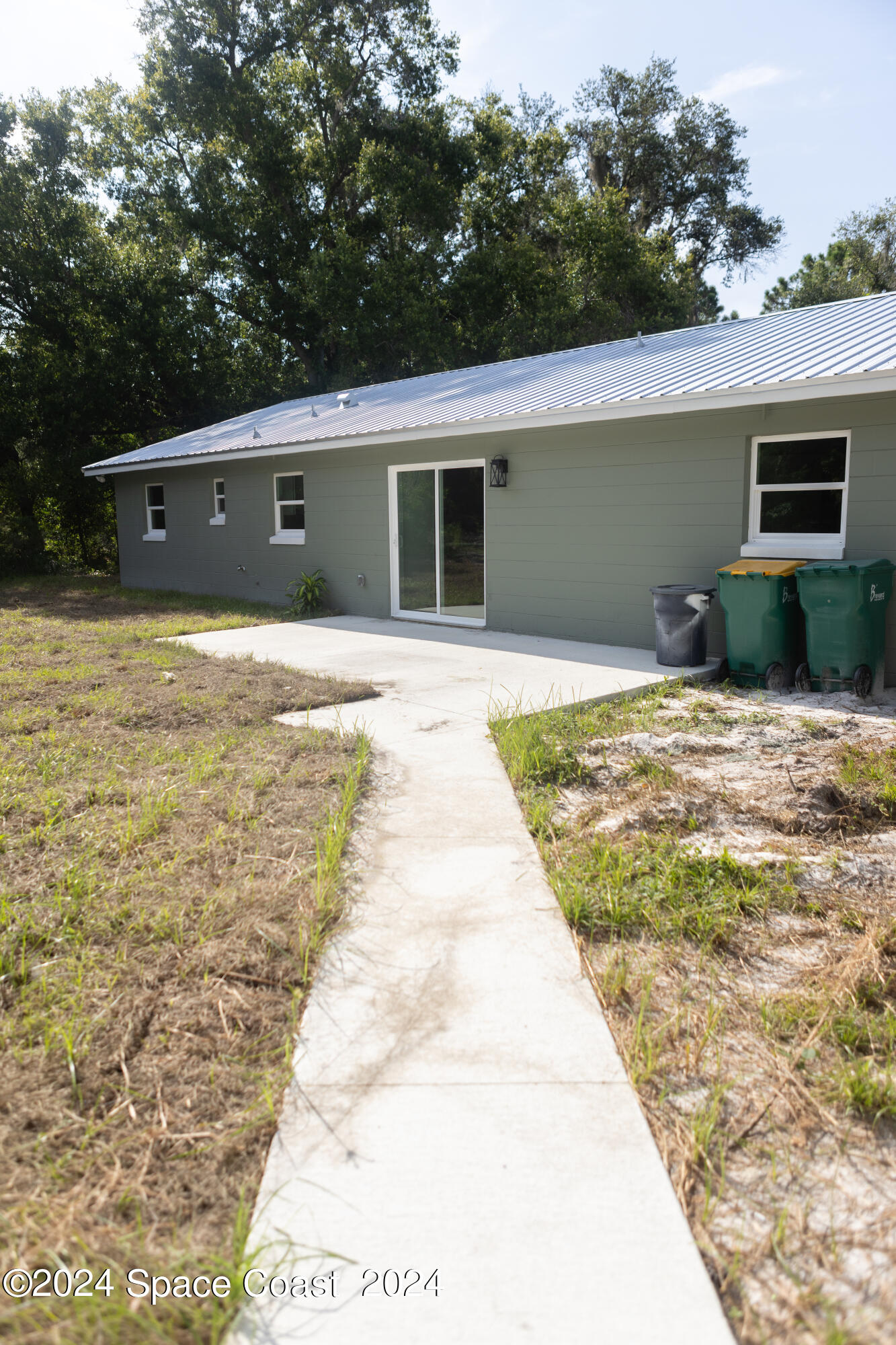 4706 Gandy Road Mims, FL 32754 - Photo 4 of 22 I03A3596