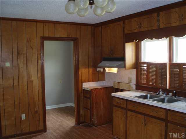 450 Wilson Lucas Road Dunn, NC 28334 - Photo 3 of 6 Gallery Image 3