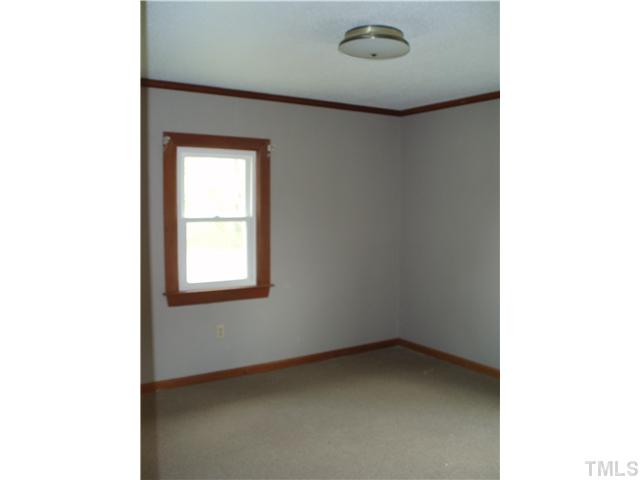 450 Wilson Lucas Road Dunn, NC 28334 - Photo 5 of 6 NEW WINDOWS!