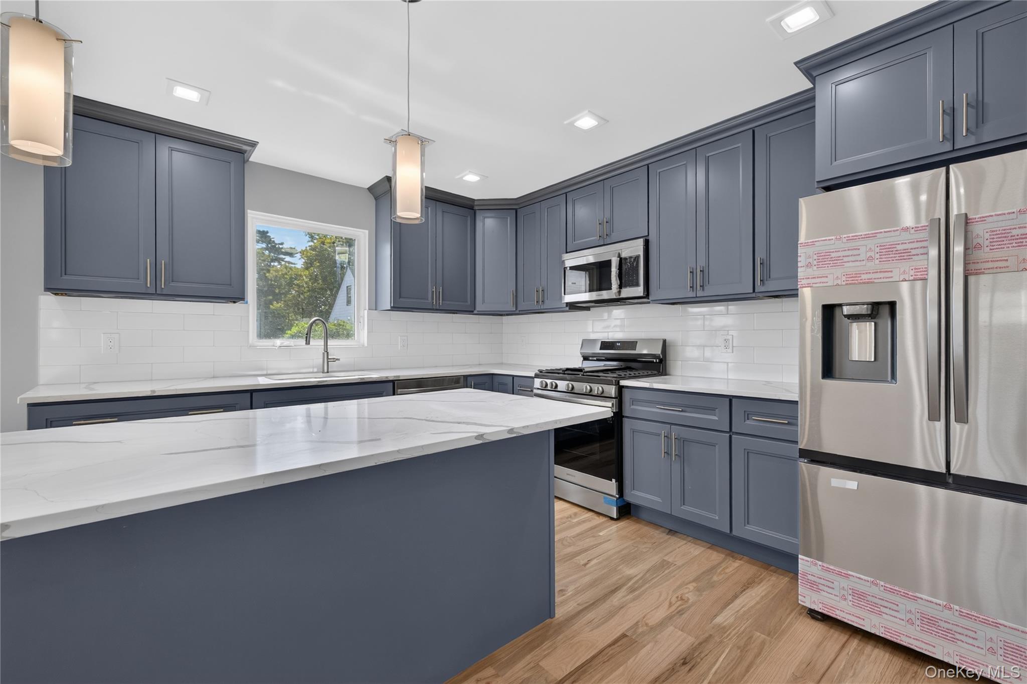 34 Wilson Road Valley Stream, NY 11581 - Photo 10 of 30 Gallery Image 10