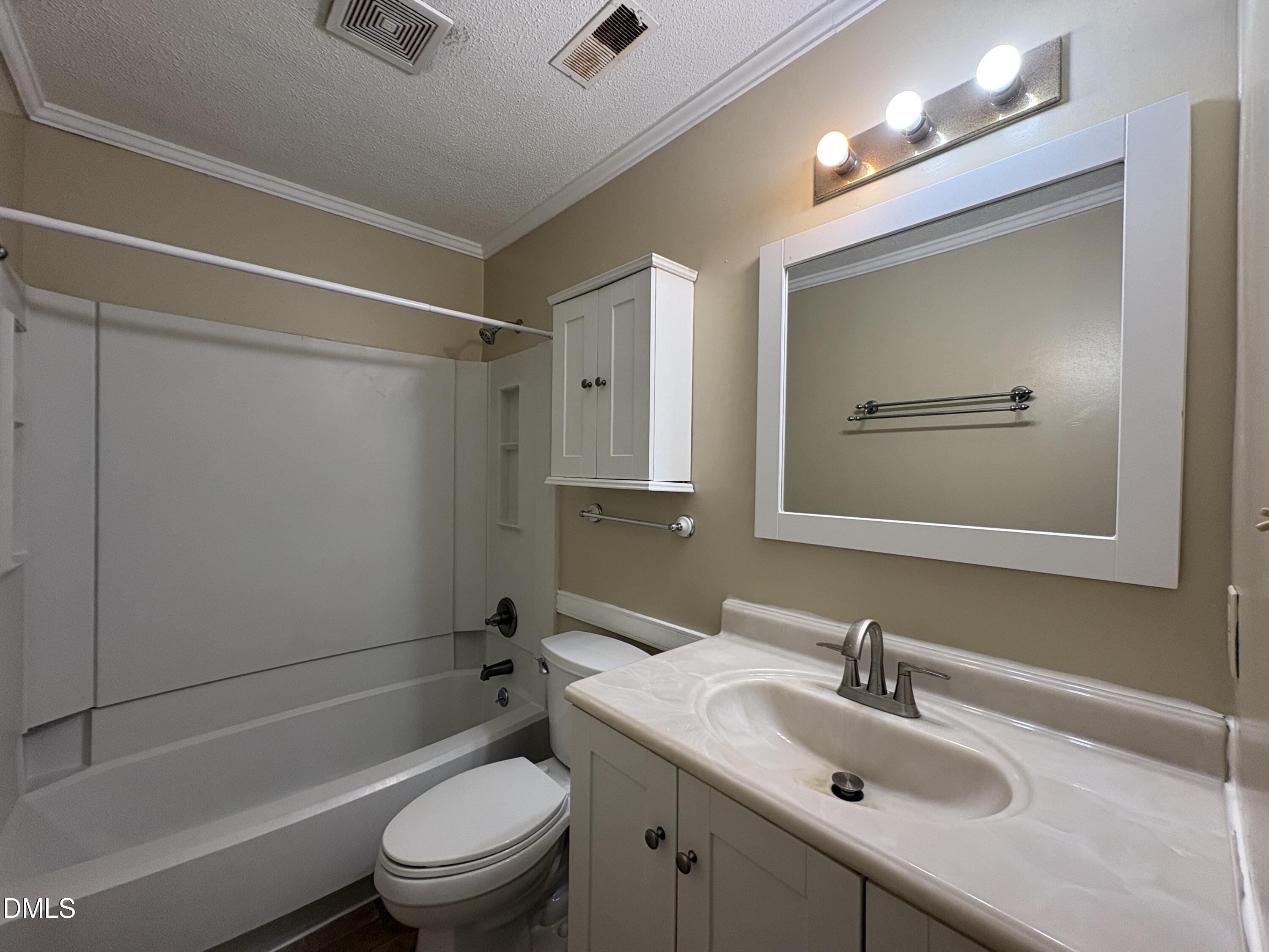 3107 Quinley Place Raleigh, NC 27604 - Photo 11 of 21 IMG_9332