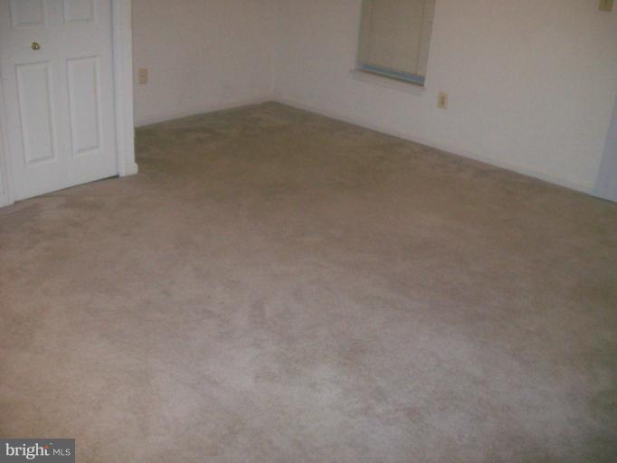 1133 Ingate Road, Unit 1133 Halethorpe, MD 21227 - Photo 22 of 26 Family Room