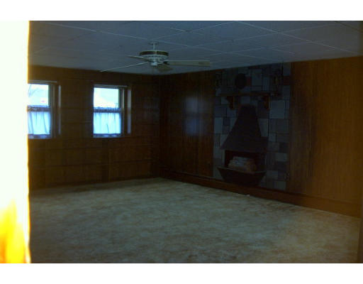 11 Providence Road Sutton, MA 01590 - Photo 4 of 4 a view of an empty room and window