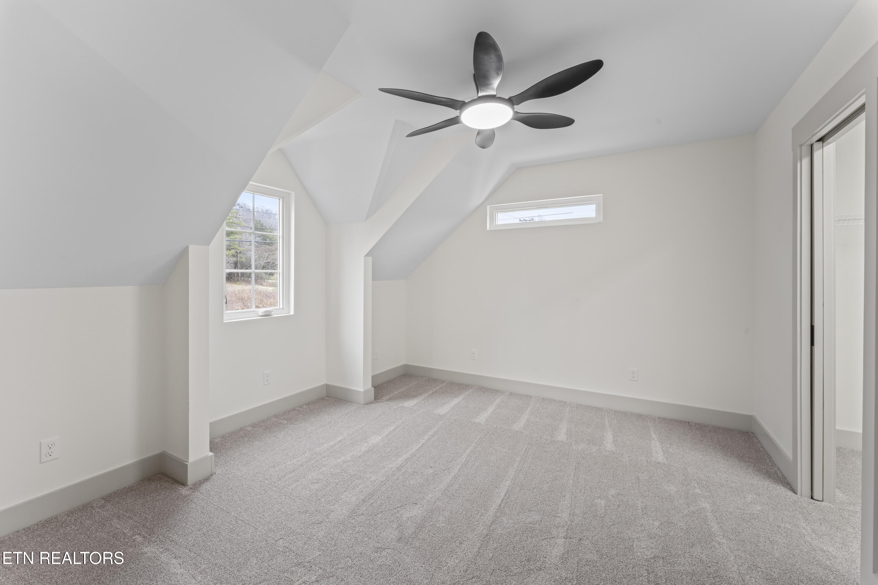 5734 Ball Road Knoxville, TN 37931 - Photo 16 of 45 photos_high_resolution_DSC08637