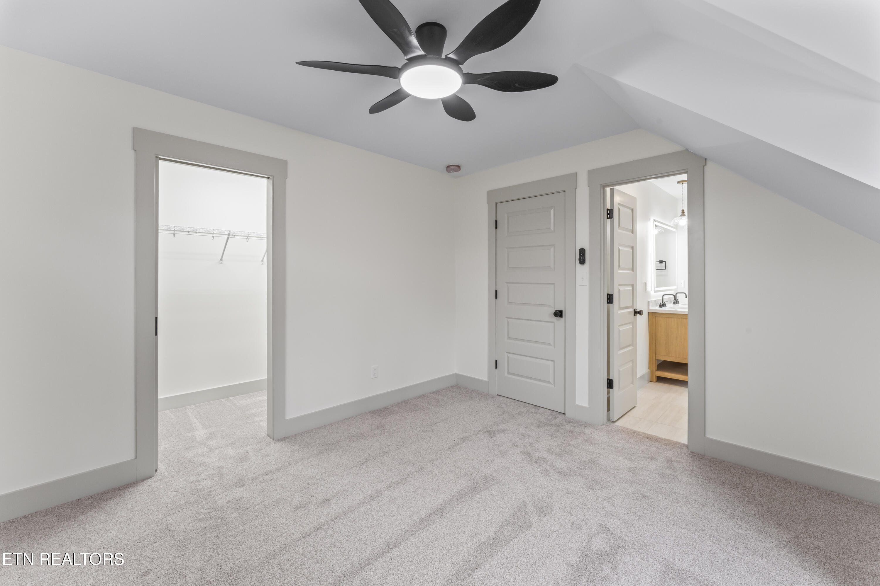 5734 Ball Road Knoxville, TN 37931 - Photo 24 of 40 photos_high_resolution_DSC08642