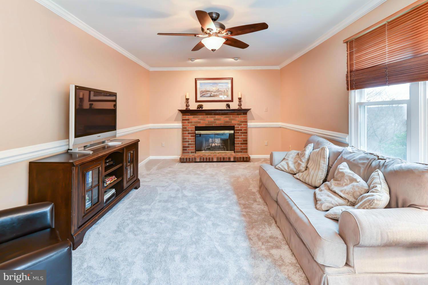 12527 Rock Ridge Road Herndon, VA 20170 - Photo 11 of 29 Family Room