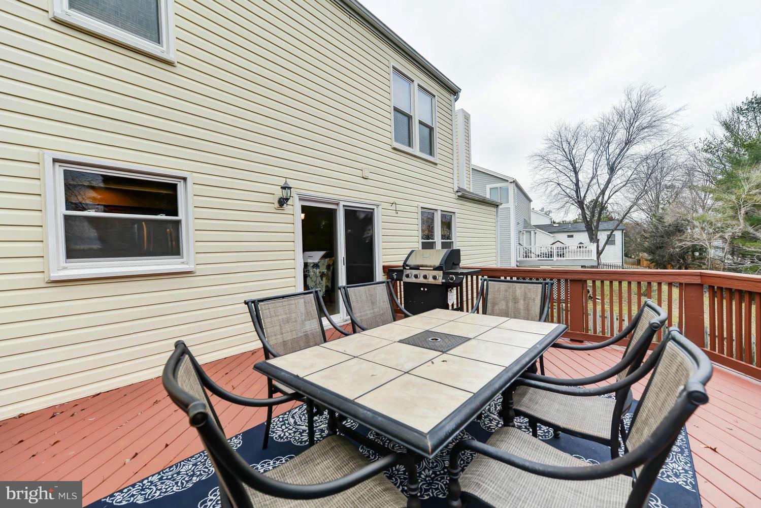 12527 Rock Ridge Road Herndon, VA 20170 - Photo 16 of 29 Exterior (General)