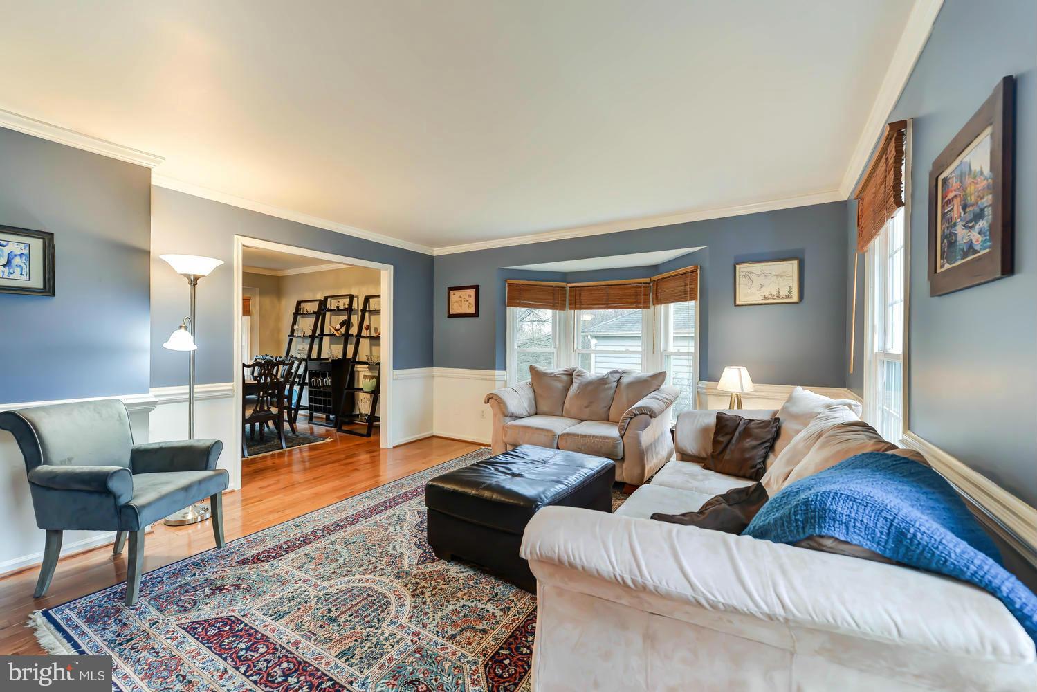 12527 Rock Ridge Road Herndon, VA 20170 - Photo 4 of 29 Living Room