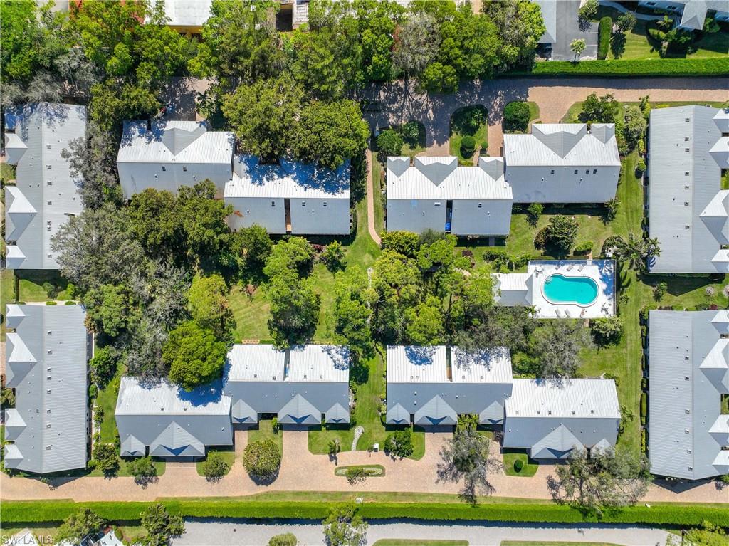 4732 West Boulevard, Unit E5 Naples, FL 34103 - Photo 38 of 40 Aerial view